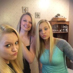 Meet your Posher, Sierra